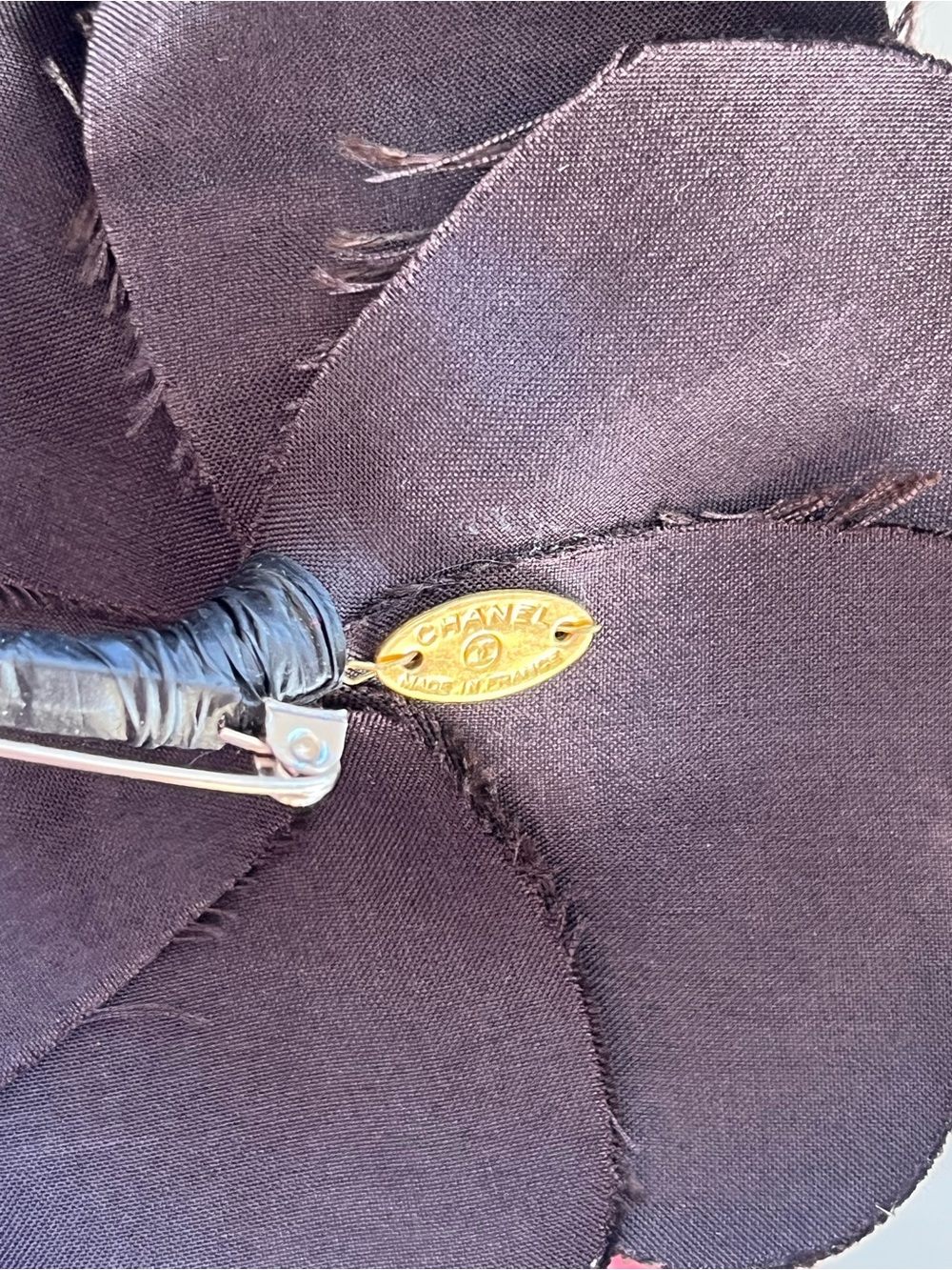 CHANEL Brown Silk Camellia Pin Brooch - Picture 5 of 5